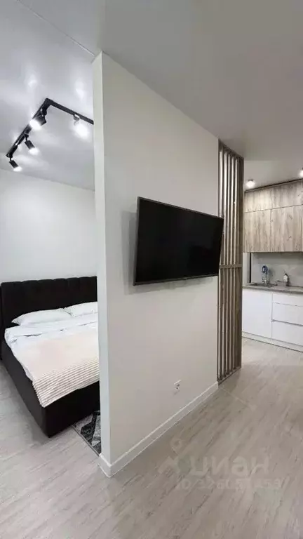 Студия Краснодарский край, Краснодар ул. Евгении Жигуленко, 11к1 (24.1 ... - Фото 1