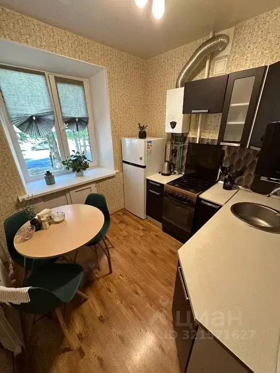 1-к кв. Коми, Сыктывкар Первомайская ул., 47 (35.0 м) - Фото 0