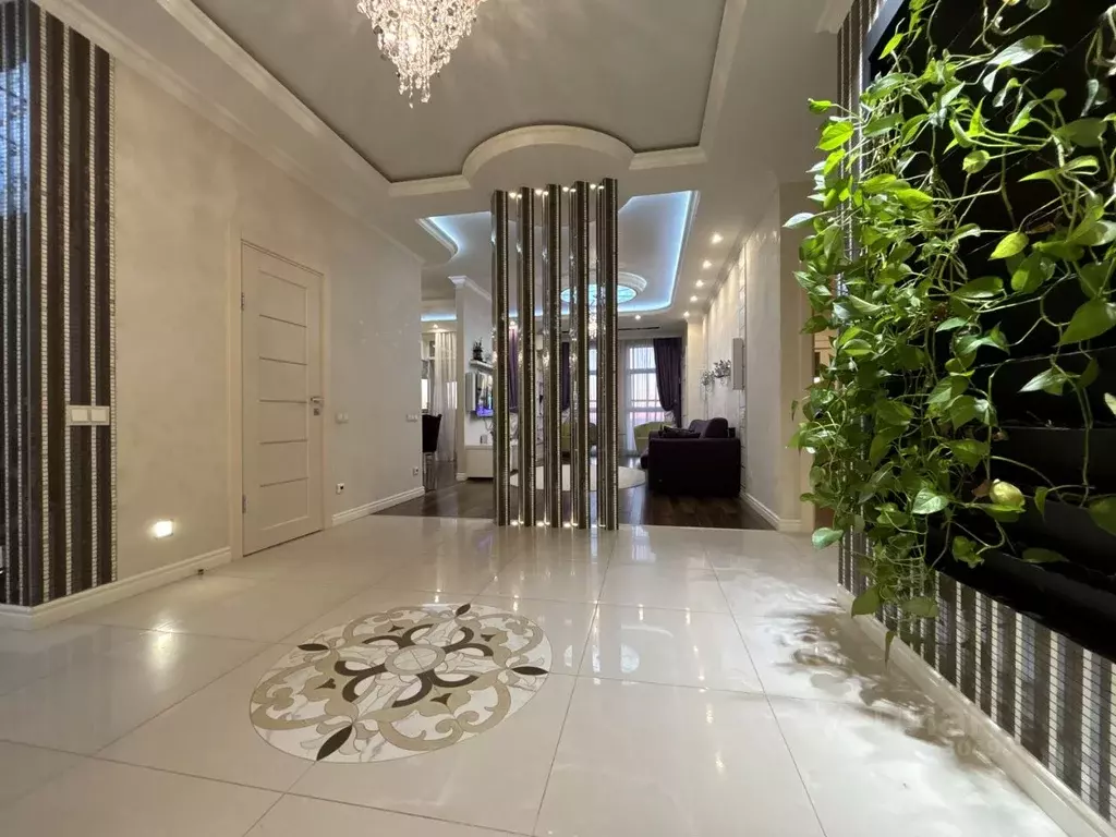 4-к кв. Пермский край, Пермь ул. Революции, 21Б (137.1 м) - Фото 2