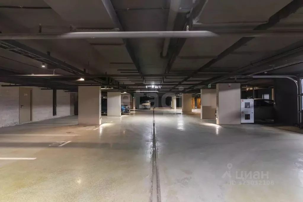 Гараж в Тюменская область, Тюмень ул. Михаила Сперанского, 43 (13 м) - Фото 2