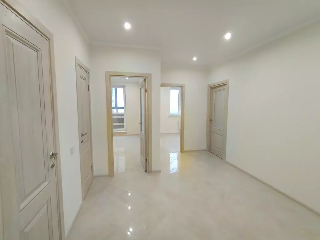 Продаётся 2-к квартира, 57.42 м - Фото 0