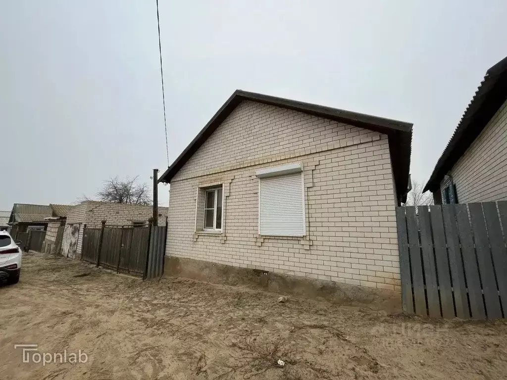 Дом в Астраханская область, Харабали Восточная ул., 4 (65 м) - Фото 1