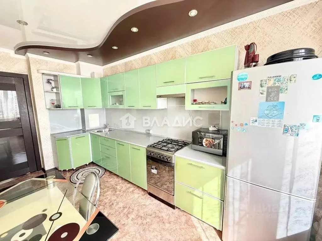 3-к кв. Татарстан, Нижнекамск ул. Рифката Гайнуллина, 16 (76.0 м) - Фото 1