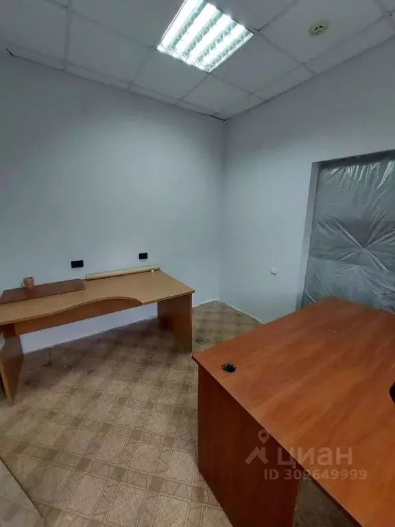 Помещение свободного назначения в Курская область, Курск Нижняя ... - Фото 1