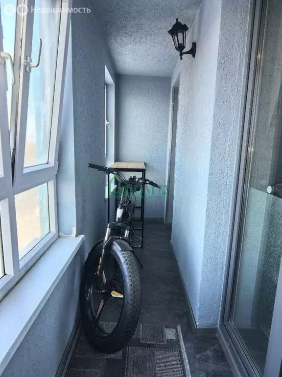 Квартира-студия: Тобольск, микрорайон Центральный, 27 (8 м) - Фото 1