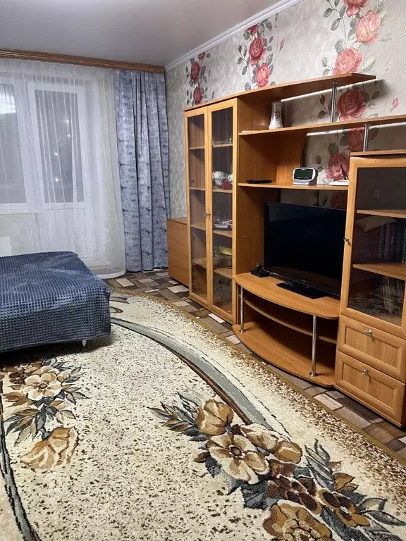 1-к кв. Татарстан, Нижнекамск просп. Химиков, 15 (37.0 м) - Фото 0