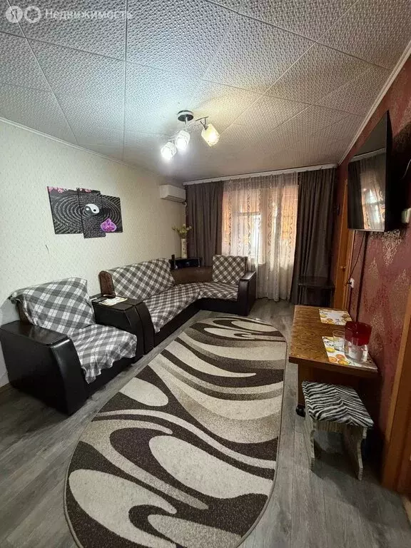 4-комнатная квартира: Новотроицк, улица Винокурова, 14 (61 м) - Фото 2