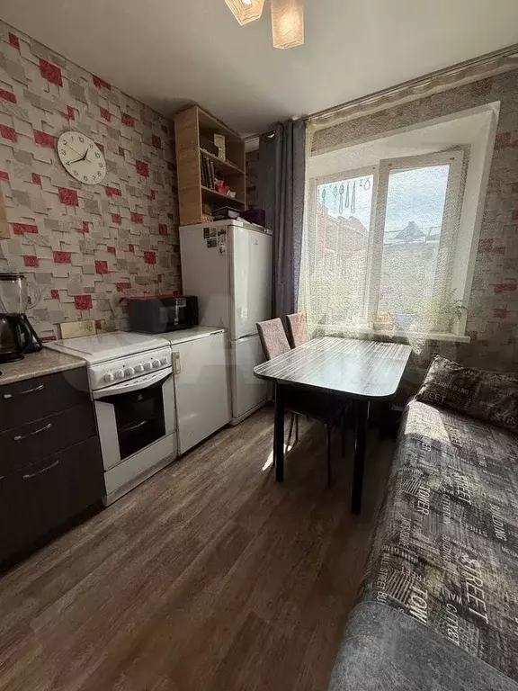 2-к. квартира, 51 м, 4/9 эт. - Фото 0