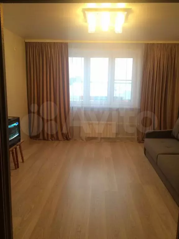 2-к. квартира, 57 м, 7/12 эт. - Фото 1