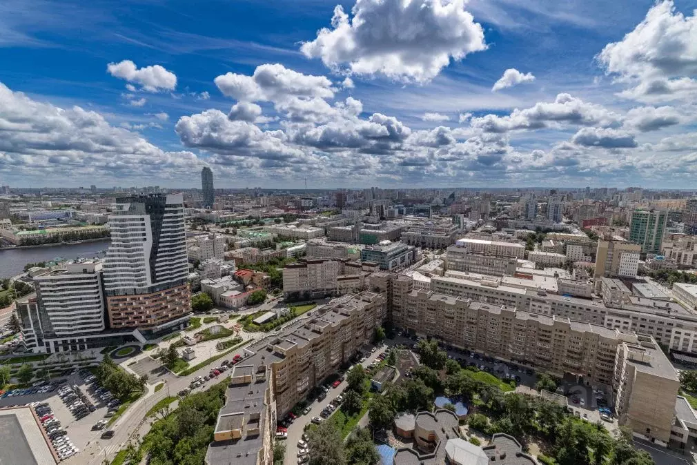 3-к кв. Свердловская область, Екатеринбург ул. Февральской Революции, ... - Фото 2