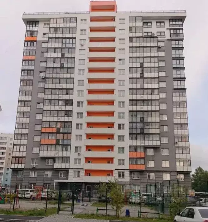 Офис в Челябинская область, Челябинск ул. Братьев Кашириных, 72 (47 м) - Фото 0