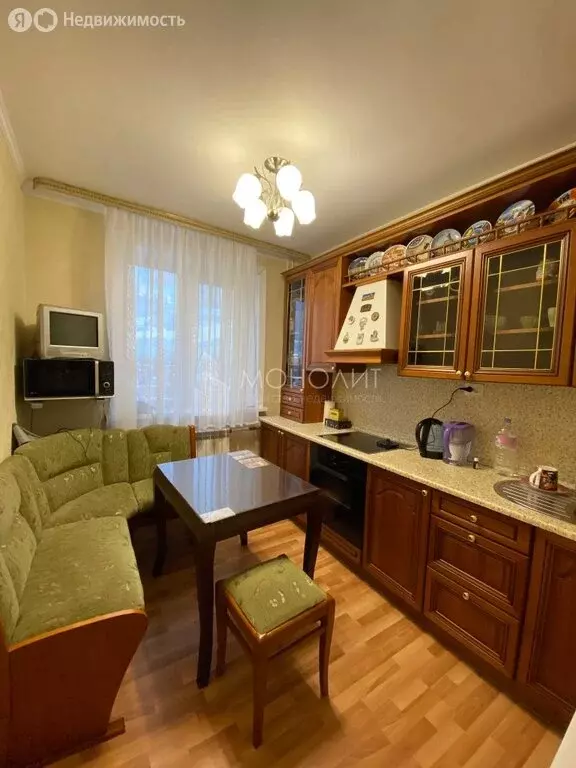 3-комнатная квартира: Южно-Сахалинск, Песочная улица, 33 (67 м) - Фото 1