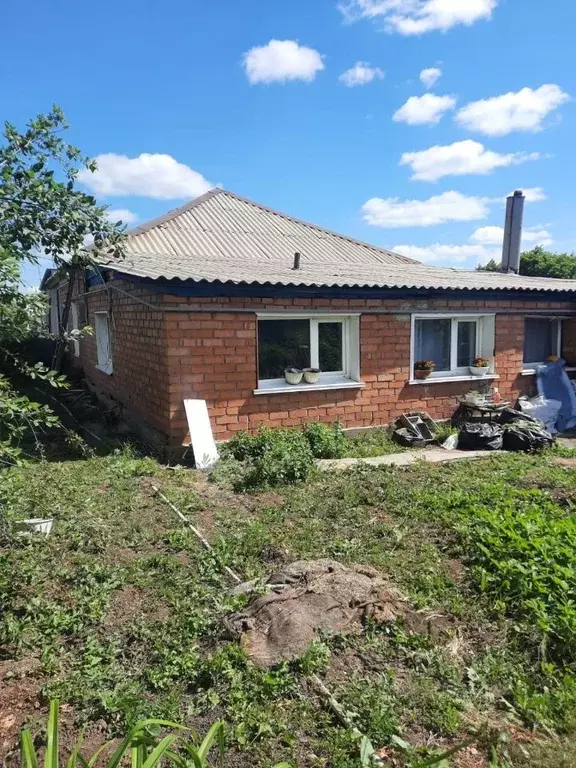 Дом в Оренбургская область, Орск пос. Первомайский, ул. Онежская, 2 ... - Фото 0