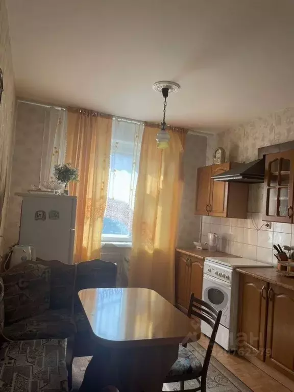 3-к кв. Белгородская область, Старый Оскол Северный мкр, 6 (65.0 м) - Фото 0