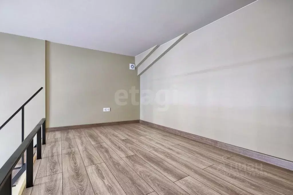 Комната Санкт-Петербург 2-я Советская ул., 8 (34.0 м) - Фото 0