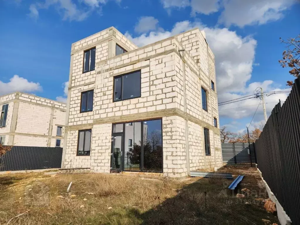 Дом в Севастополь ш. Фиолентовское, 91/15В (265 м) - Фото 0