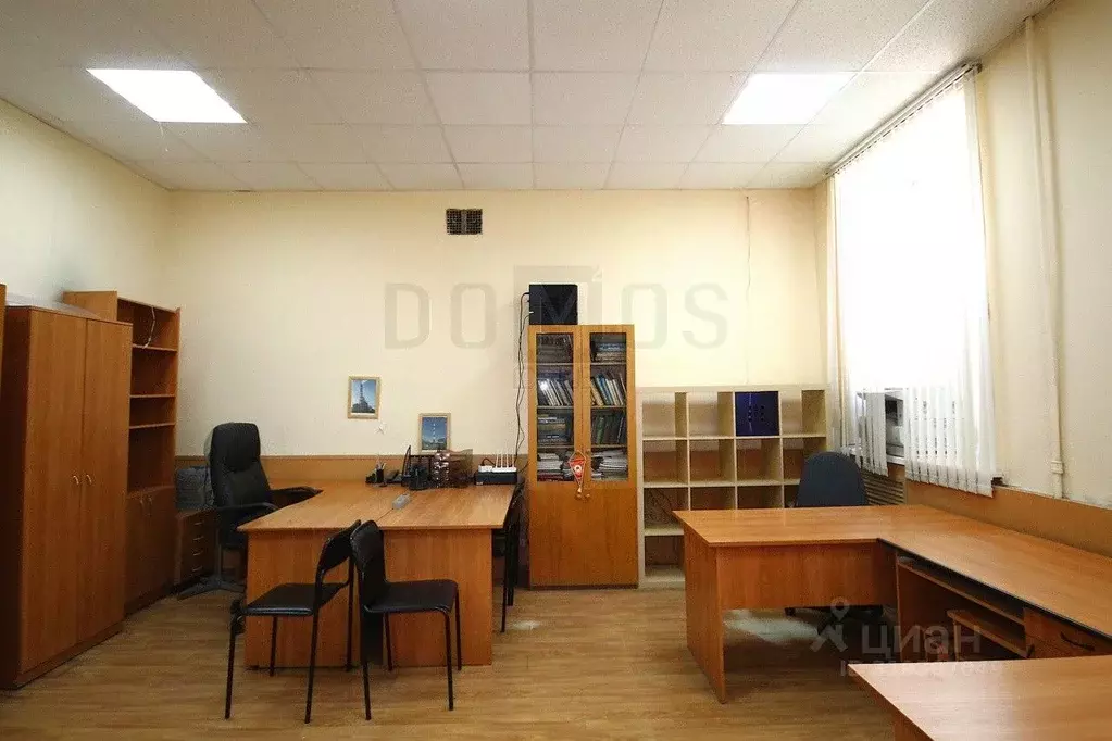 Офис в Свердловская область, Екатеринбург ул. 40-летия Октября, 36 (30 ... - Фото 1