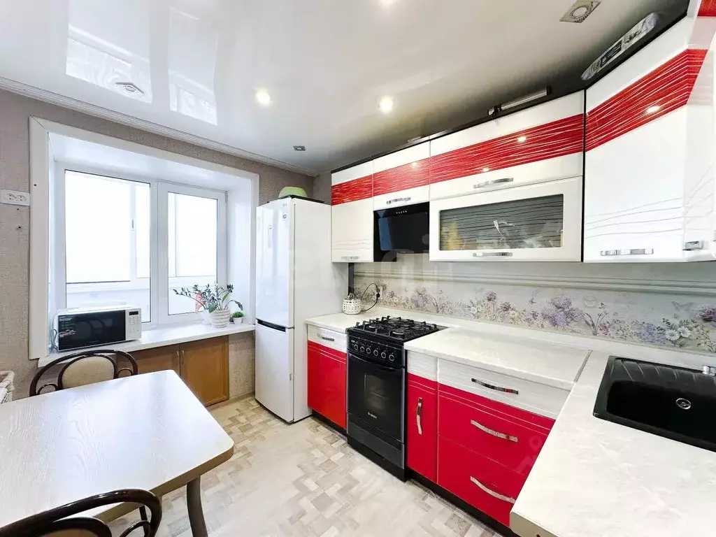 3-к кв. Хабаровский край, Комсомольск-на-Амуре просп. Первостроителей, ... - Фото 1