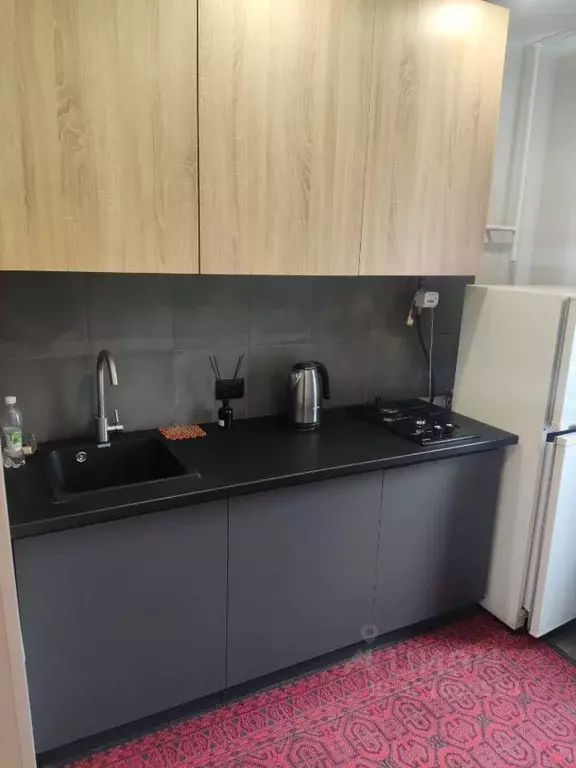 1-к кв. Омская область, Омск ул. Чайковского, 10 (30.0 м) - Фото 1