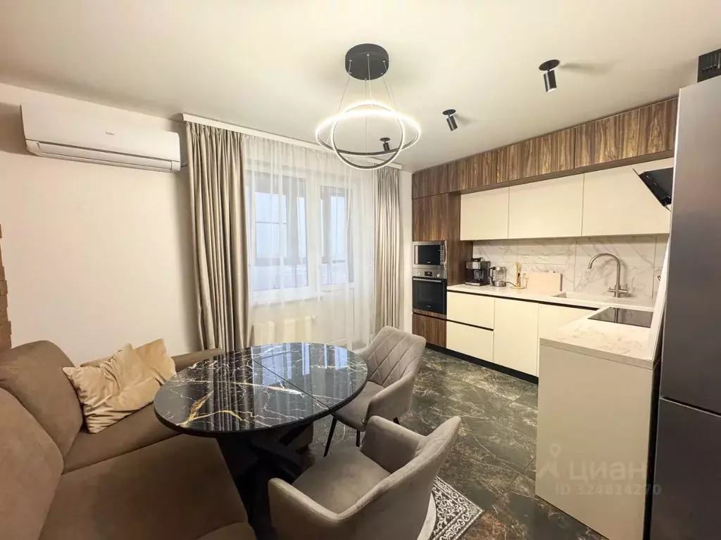 2-к кв. Московская область, Химки Молодежная ул., 78 (65.0 м) - Фото 1