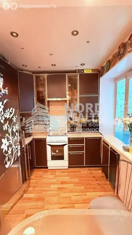 2-комнатная квартира: Мурманск, улица Академика Книповича, 53 (41 м) - Фото 2