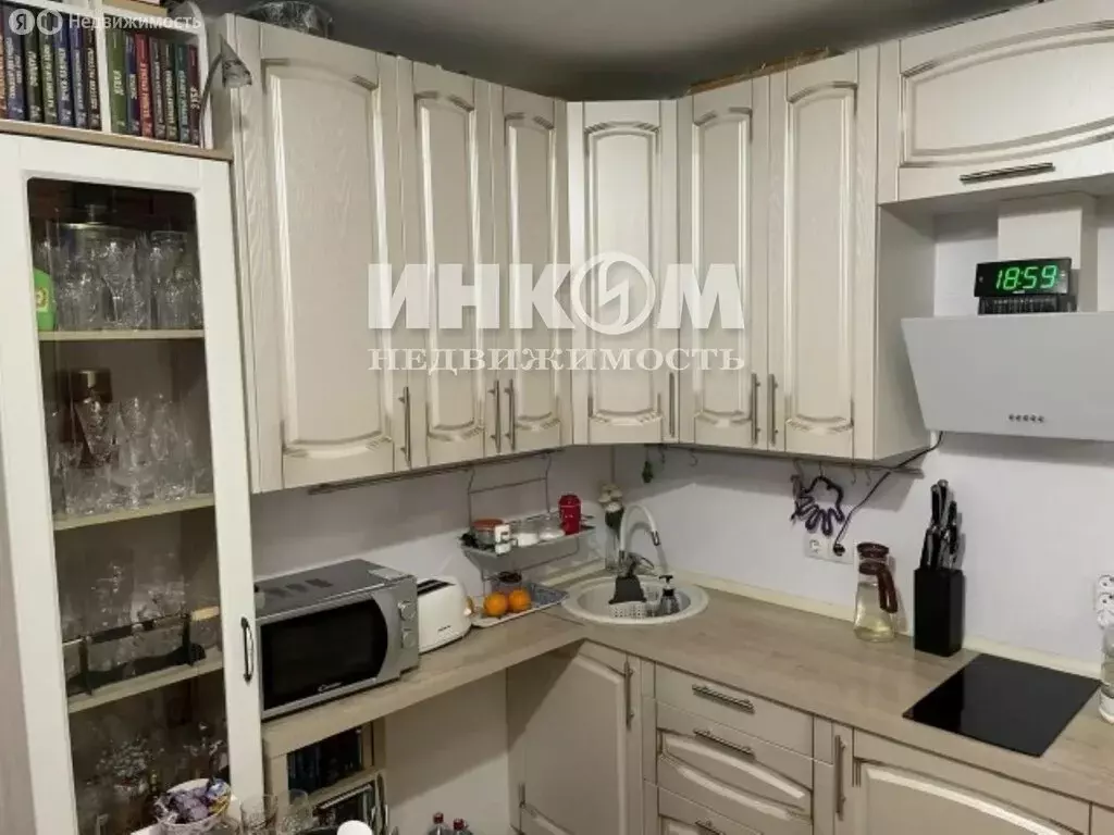 Квартира-студия: Москва, Лобненская улица, 13к2 (20 м) - Фото 1