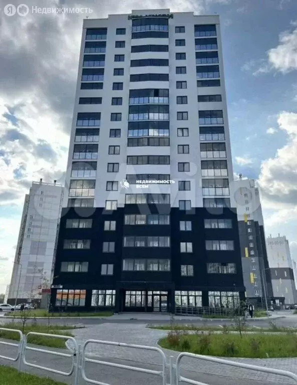 2-комнатная квартира: Челябинск, улица Александра Шмакова, 41 (63 м) - Фото 2