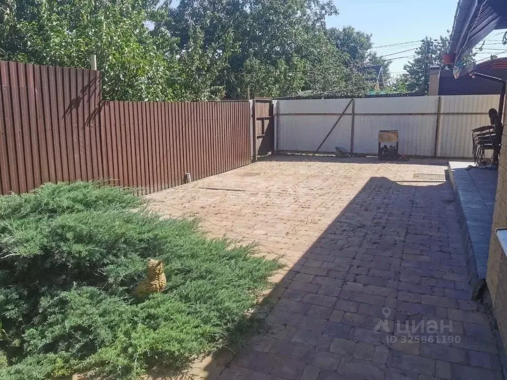 Дом в Ростовская область, Батайск Артемовская ул. (89 м) - Фото 1