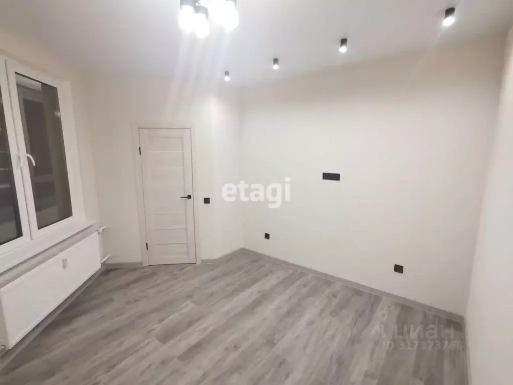 1-к кв. Санкт-Петербург Богатырский просп., 2А (31.7 м) - Фото 0
