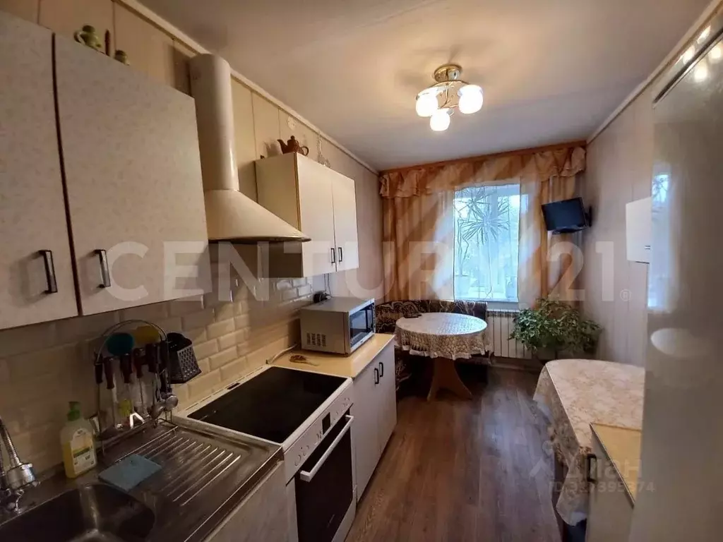 3-к кв. Калужская область, Обнинск ул. Аксенова, 18 (71.6 м) - Фото 0