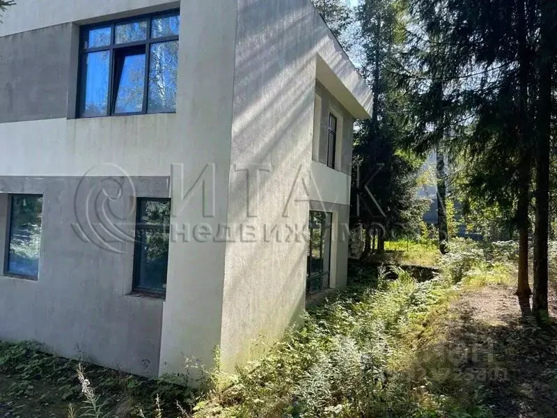 Дом в Ленинградская область, Всеволожский район, Бугровское городское ... - Фото 1