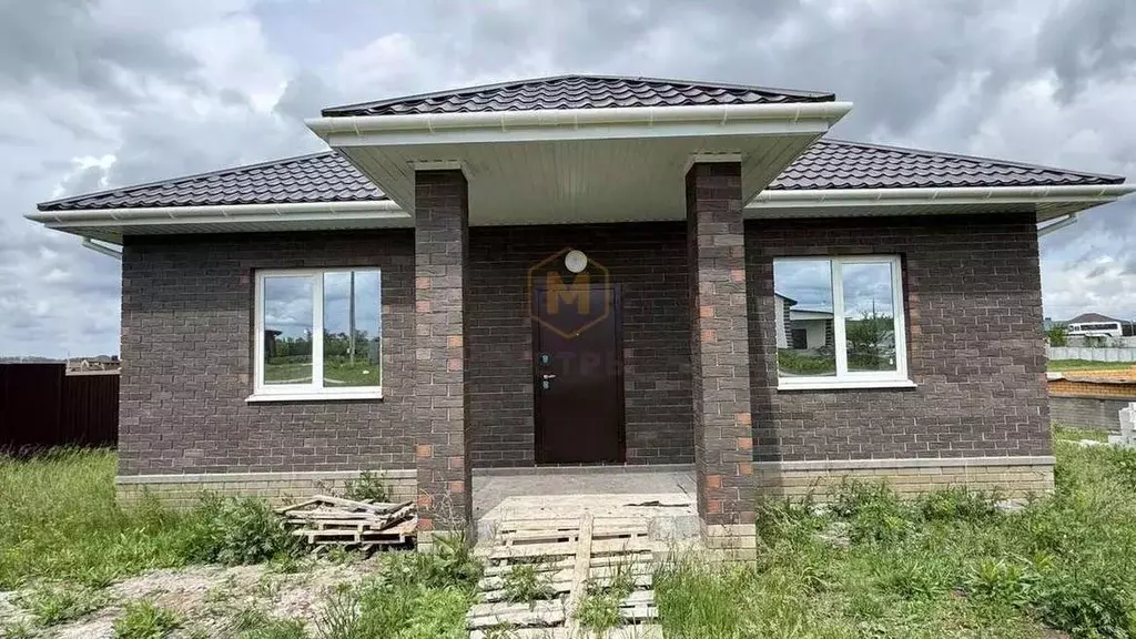 Дом в Белгородская область, Белгородский район, Разумное рп, ... - Фото 1