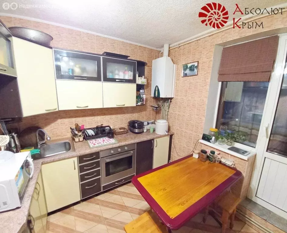 3-комнатная квартира: Феодосия, бульвар Старшинова, 8 (72.6 м) - Фото 0