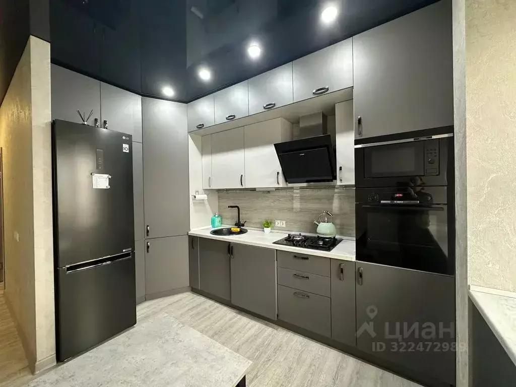 1-к кв. Кабардино-Балкария, Нальчик ул. Тлостанова, 32 (40.0 м) - Фото 0