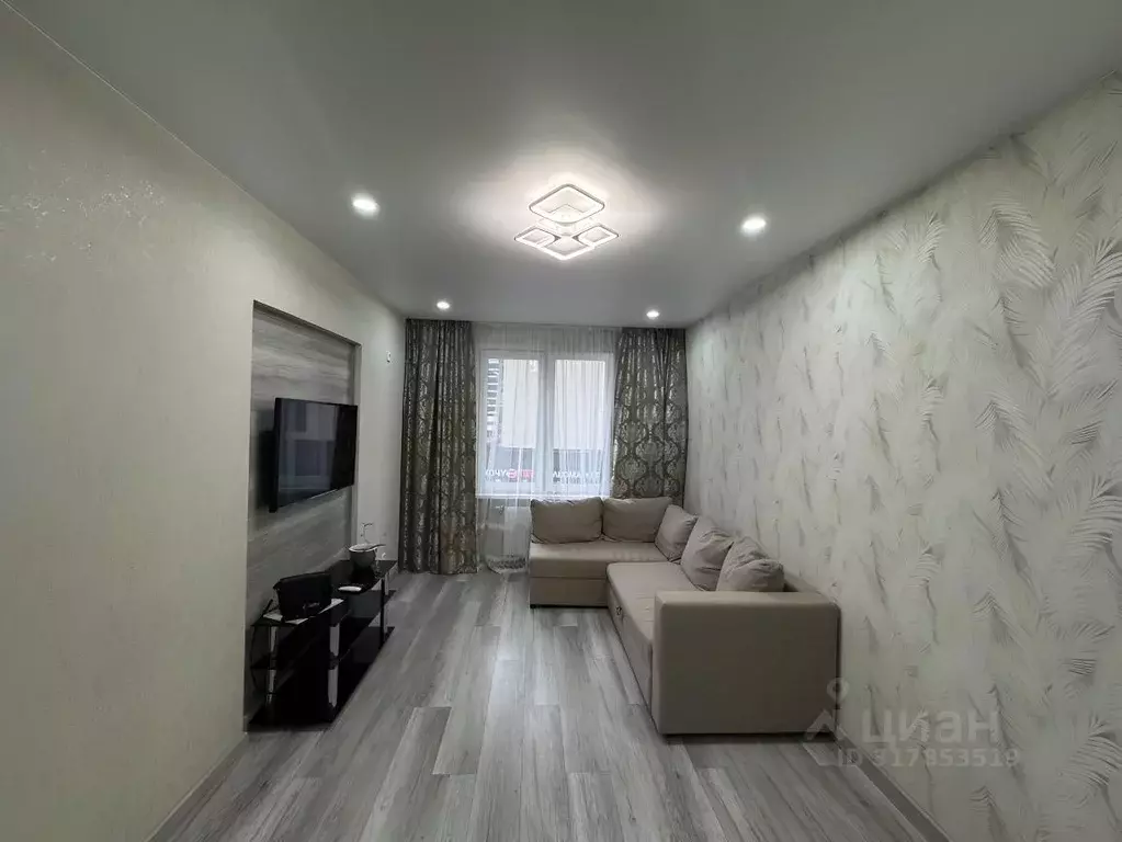 1-к кв. Татарстан, Казань ул. Александра Курынова, 4к3 (35.0 м) - Фото 2