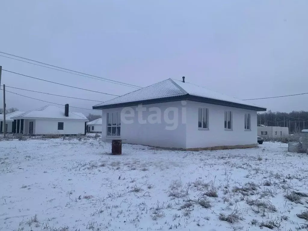 Дом в Башкортостан, Иглинский район, Акбердинский сельсовет ул. ... - Фото 2