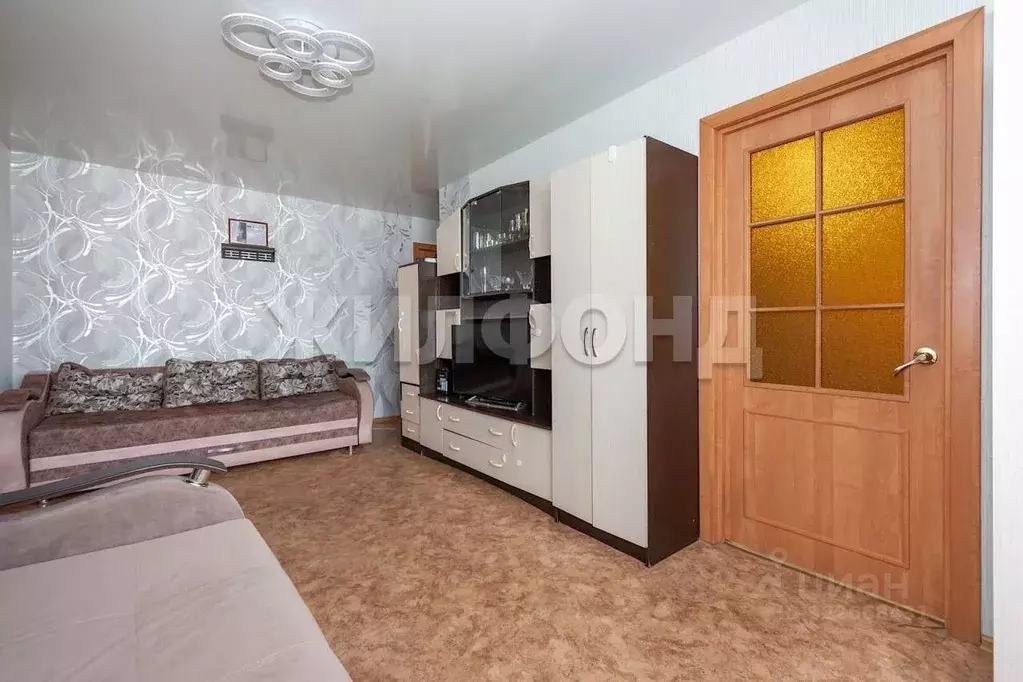 3-к кв. Новосибирская область, Новосибирск ул. Макаренко, 27/3 (56.0 ... - Фото 2