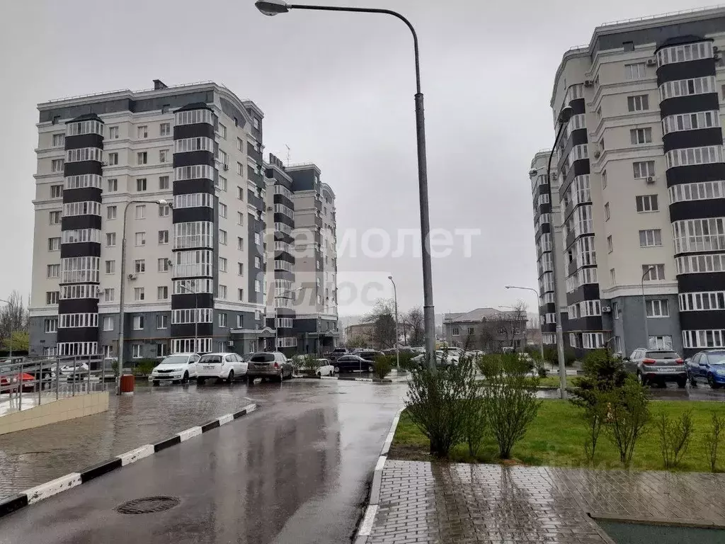 3-к кв. Крым, Симферополь ул. Индустриальная, 28к1 (70.0 м) - Фото 0