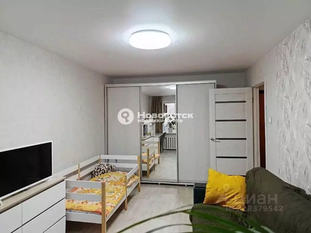 2-к кв. Кировская область, Киров ул. МОПРА, 10А (48.0 м) - Фото 2