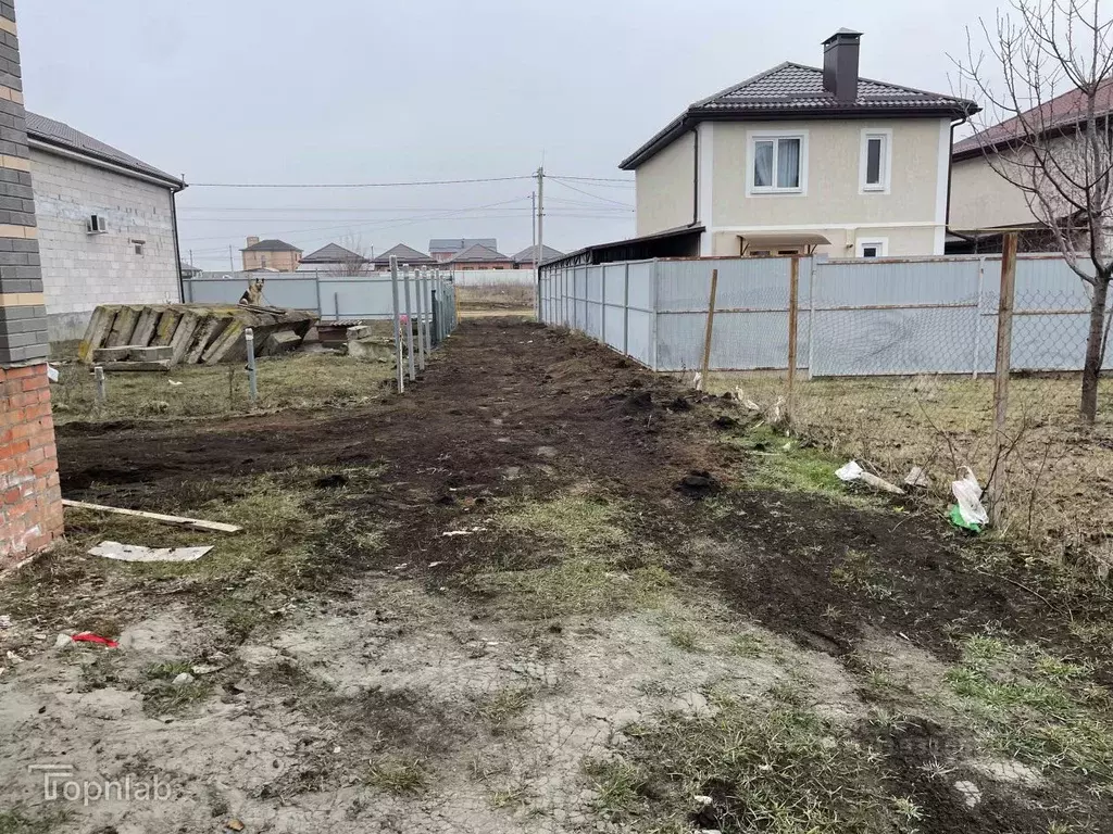 Дом в Ростовская область, Мясниковский район, с. Крым ул. Маршала ... - Фото 1