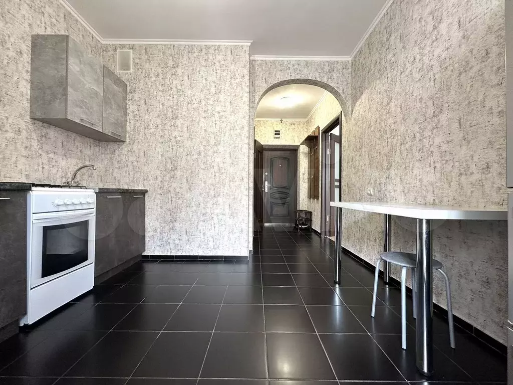 1-к. квартира, 38 м, 10/12 эт. - Фото 0