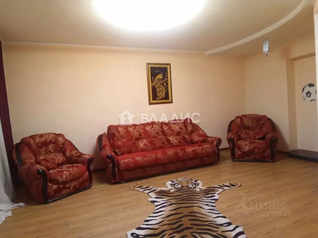 2-к кв. Брянская область, Брянск просп. Ленина, 63А (71.3 м) - Фото 0