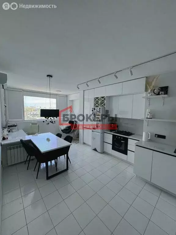 1-комнатная квартира: Севастополь, улица Руднева, 28Б (56.4 м) - Фото 2