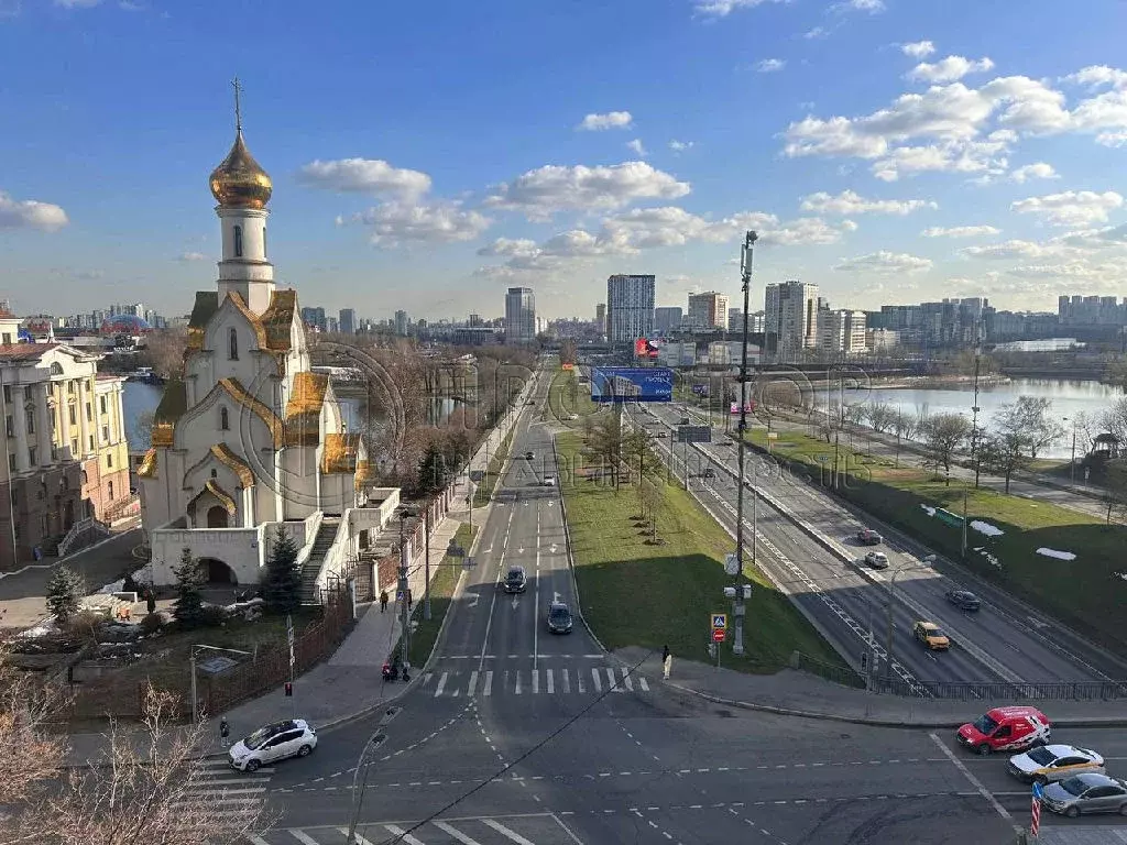 Продается 3-комнатная квартира - Фото 0