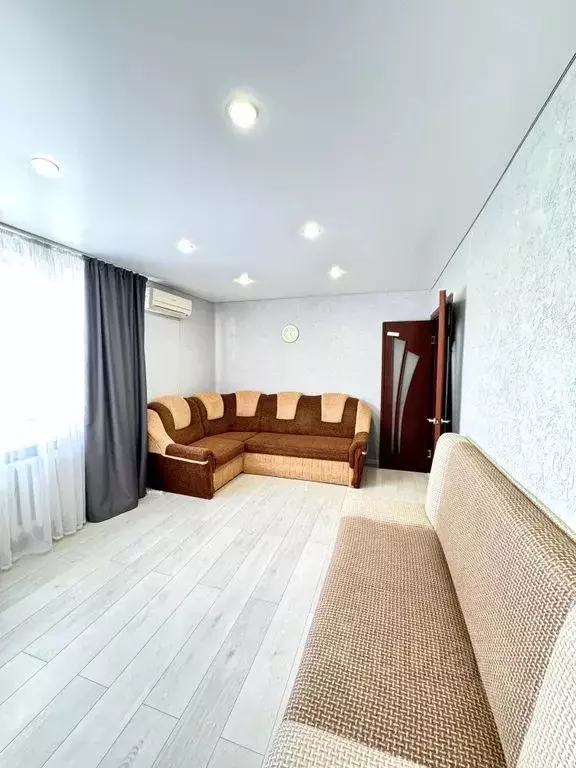2-к кв. Севастополь ул. Некрасова, 1А (50.0 м) - Фото 1