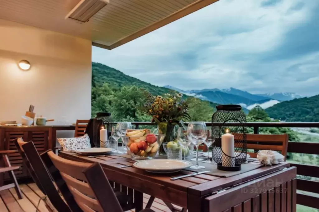 2-к кв. Краснодарский край, Сочи Красная Поляна пгт, ул. Защитников ... - Фото 1