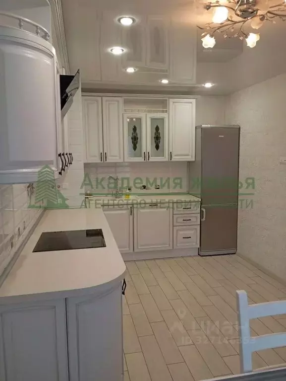2-к кв. Саратовская область, Энгельс Степная ул., 173А (76.5 м) - Фото 2
