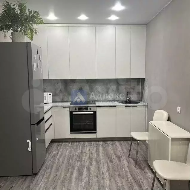 1-к. квартира, 40 м, 8/13 эт. - Фото 1
