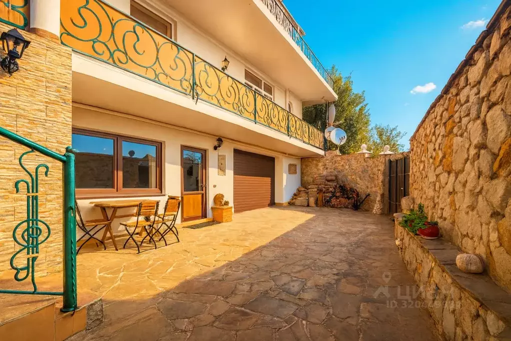 Дом в Крым, Ялта муниципальный округ, Краснокаменка пгт ул. ... - Фото 1