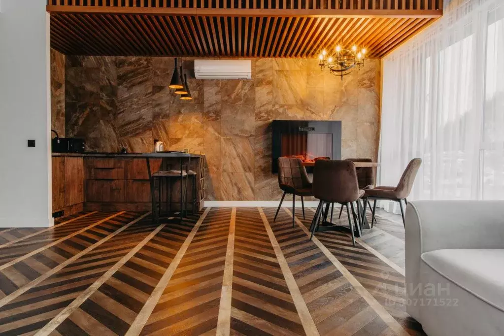 Комната Красноярский край, Красноярск Сибирская ул., 19 (70.0 м) - Фото 1